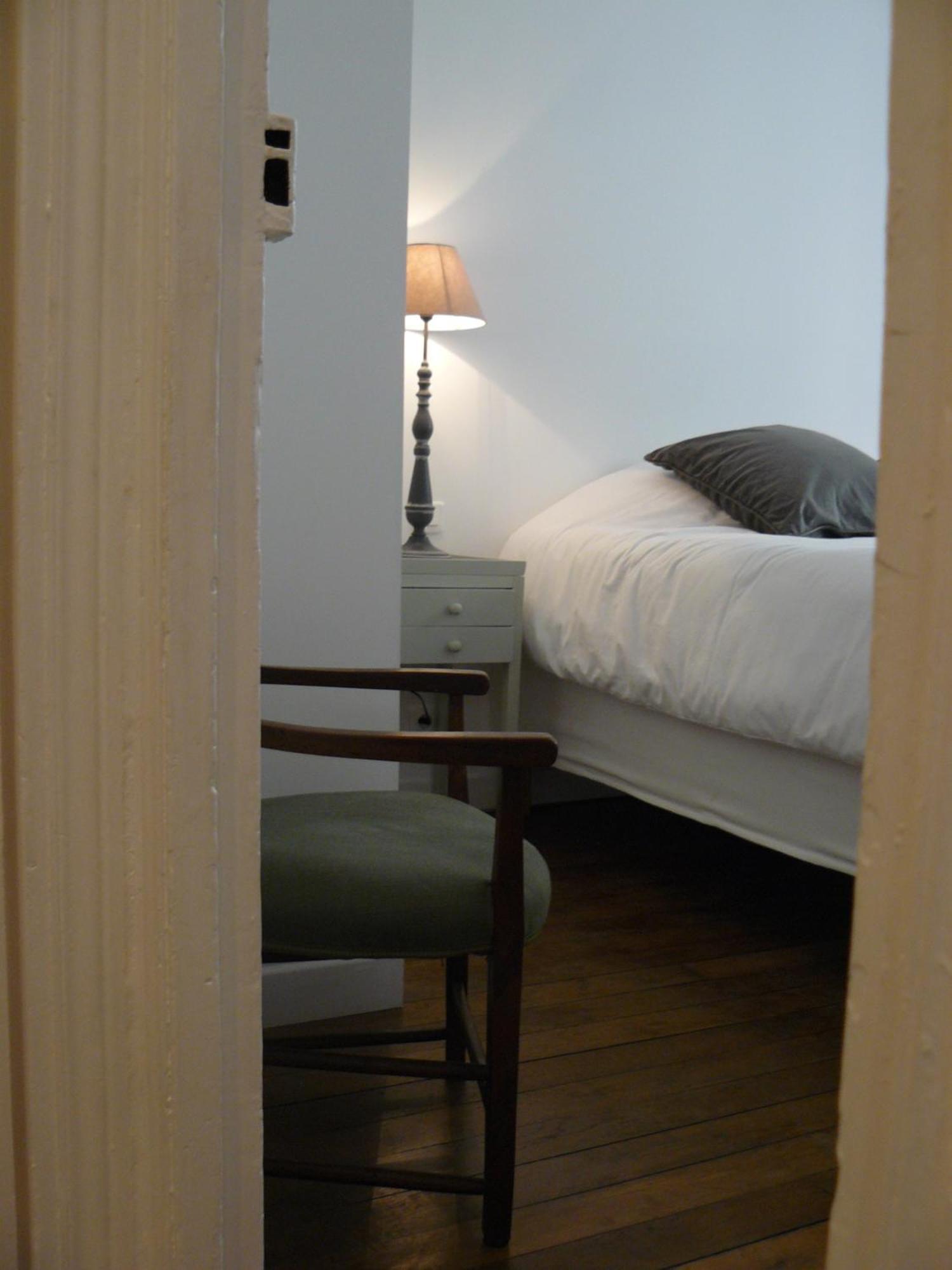 La Cour Du 5Eme - Chambre D'Hotes Bed & Breakfast Paris Ngoại thất bức ảnh