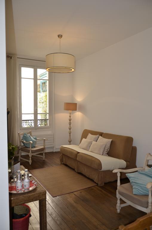 La Cour Du 5Eme - Chambre D'Hotes Bed & Breakfast Paris Phòng bức ảnh